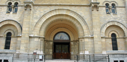 Facade de Notre Dame du Travail